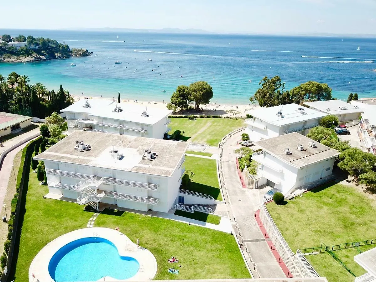 Apartment Almadrava Beach Roses Spain
