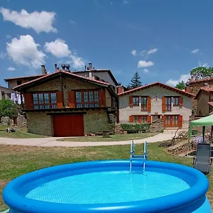 Tubau - - Casa rural