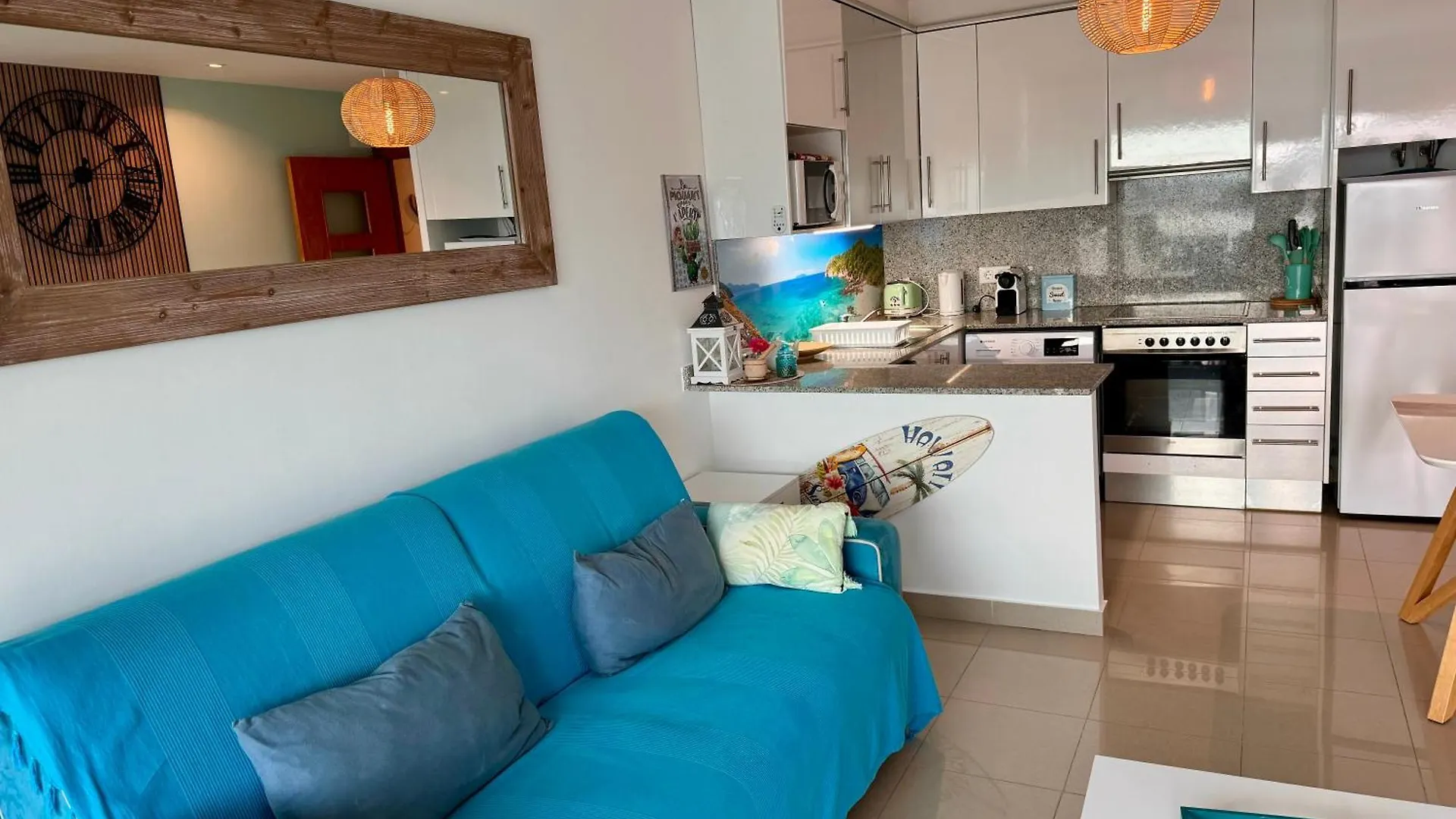 Almadrava Beach Roses Apartman